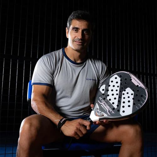 Kombat Arenal 2026 By Manu Martin padel racket — round shape