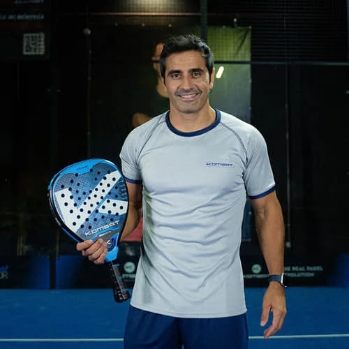 Kombat Teide 2026 By Manu Martin padel racket — round shape