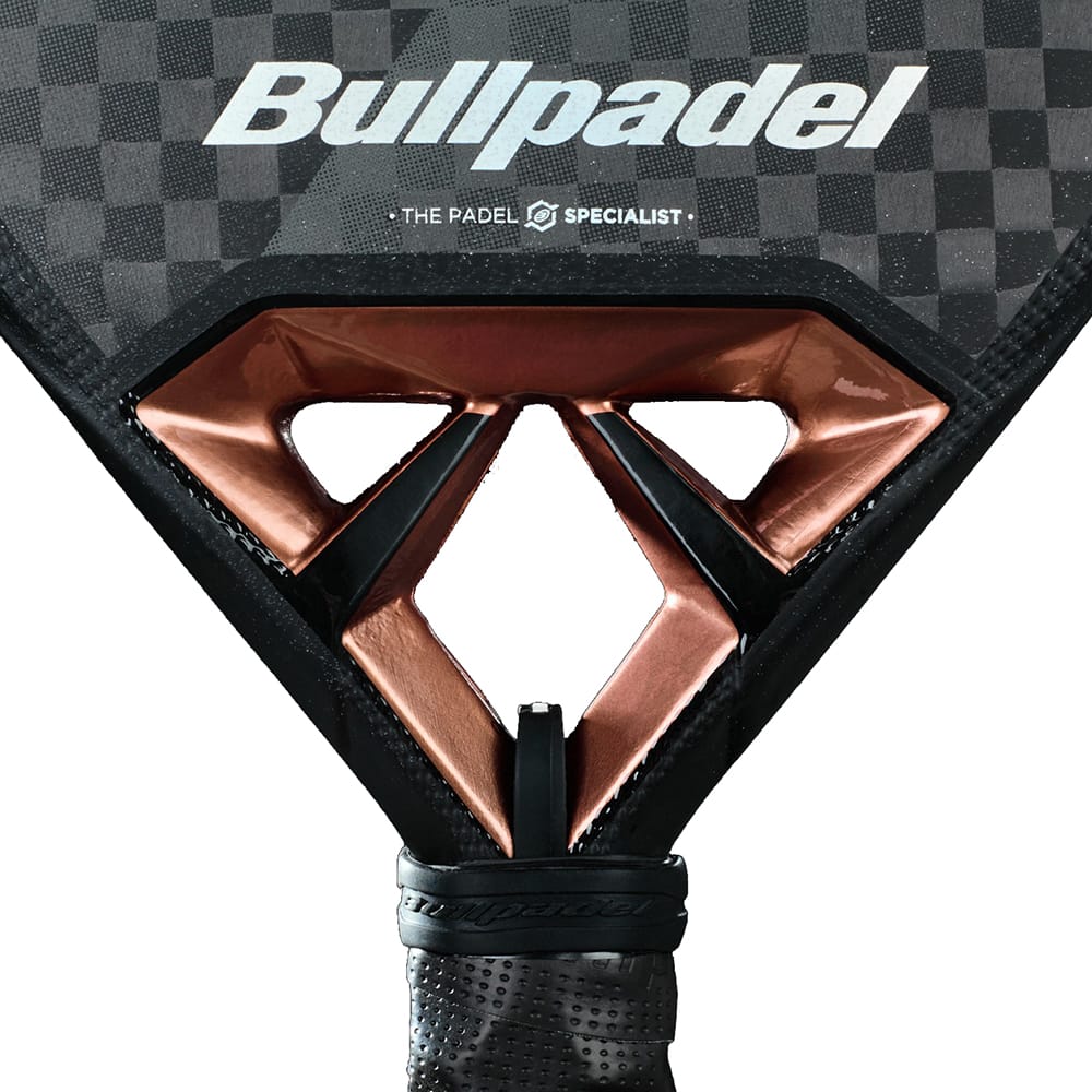 The NEW Bullpadel Vertex 04 2025 padel racket review