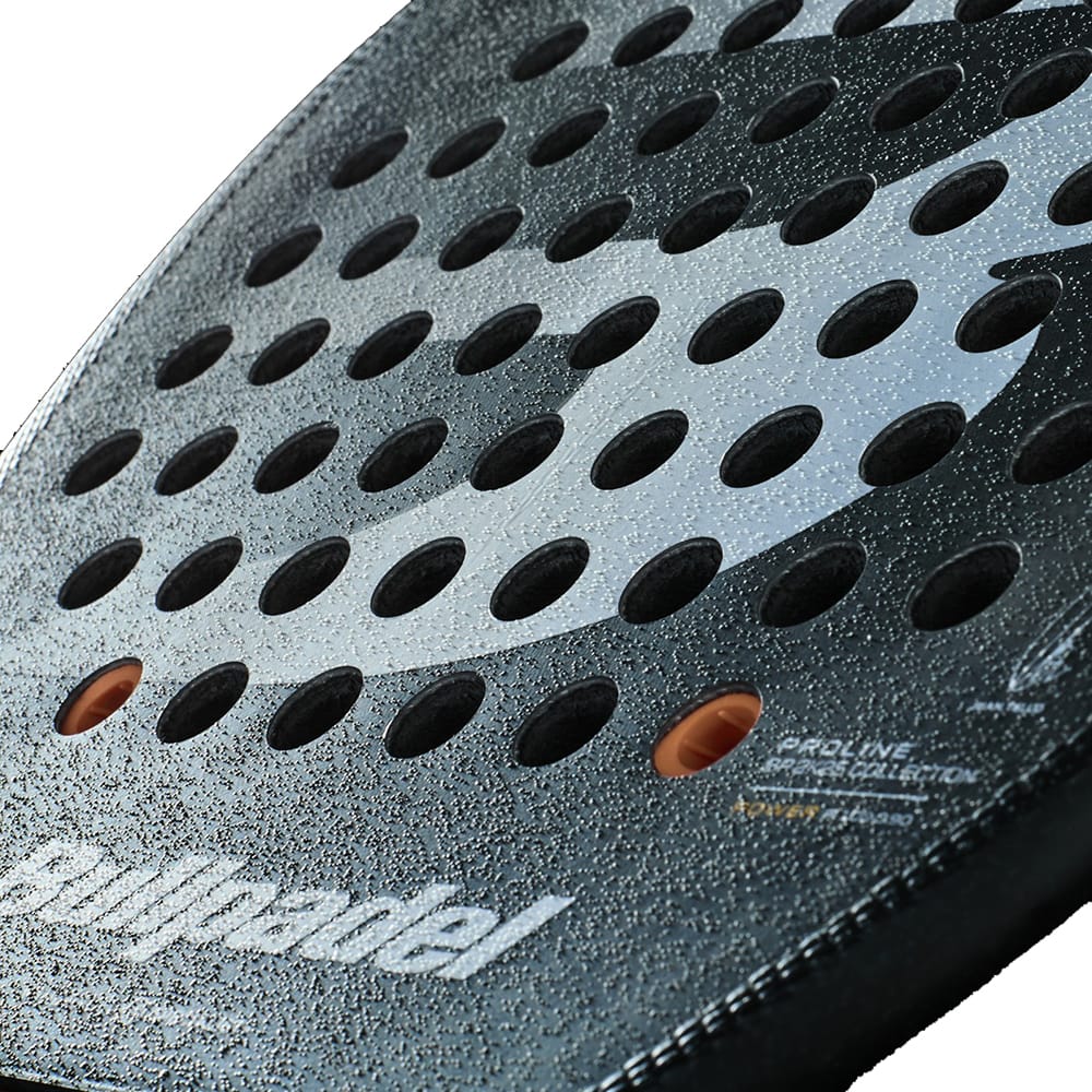 The NEW Bullpadel Vertex 04 2025 padel racket review