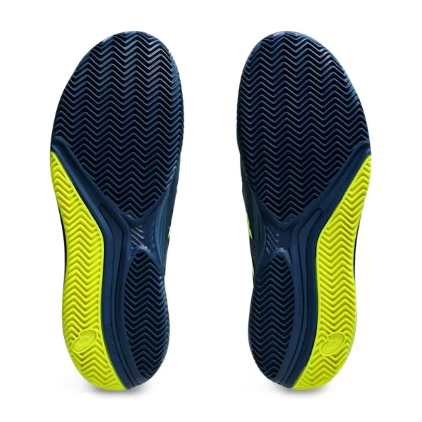 Ultimate guide to buying the correct padel shoes & soles